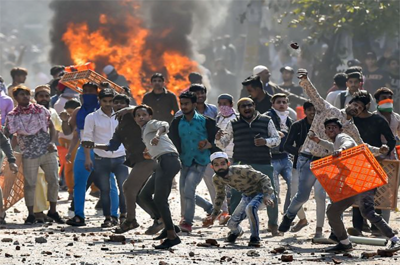 Stone Pelting in Delhi